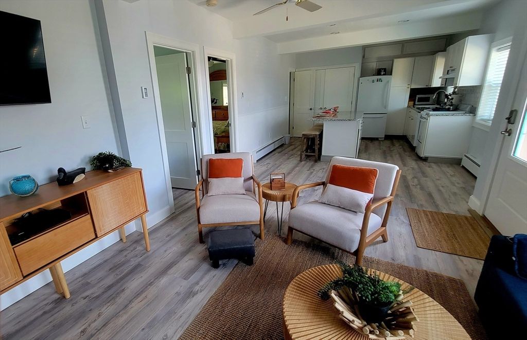 Interior, Kitchen, Wood Texture Flooring