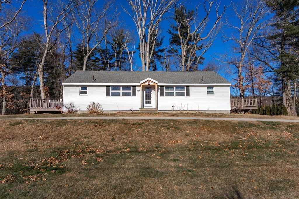 Backyard, Exterior, Facade, Cape Cod