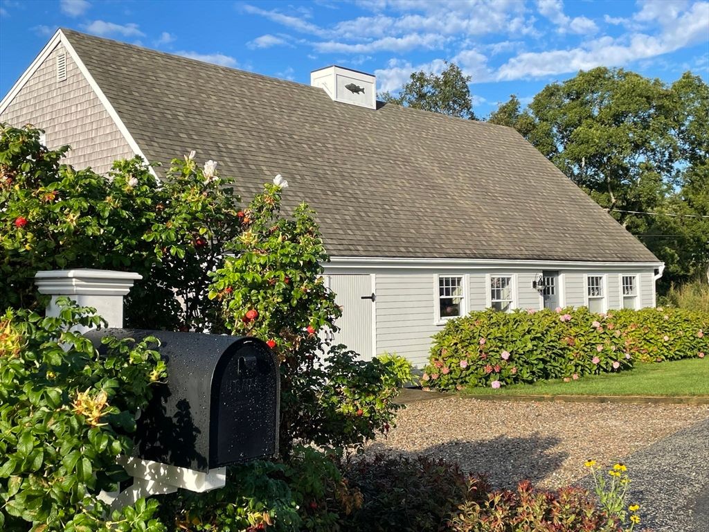 Exterior, Facade, Cape Cod