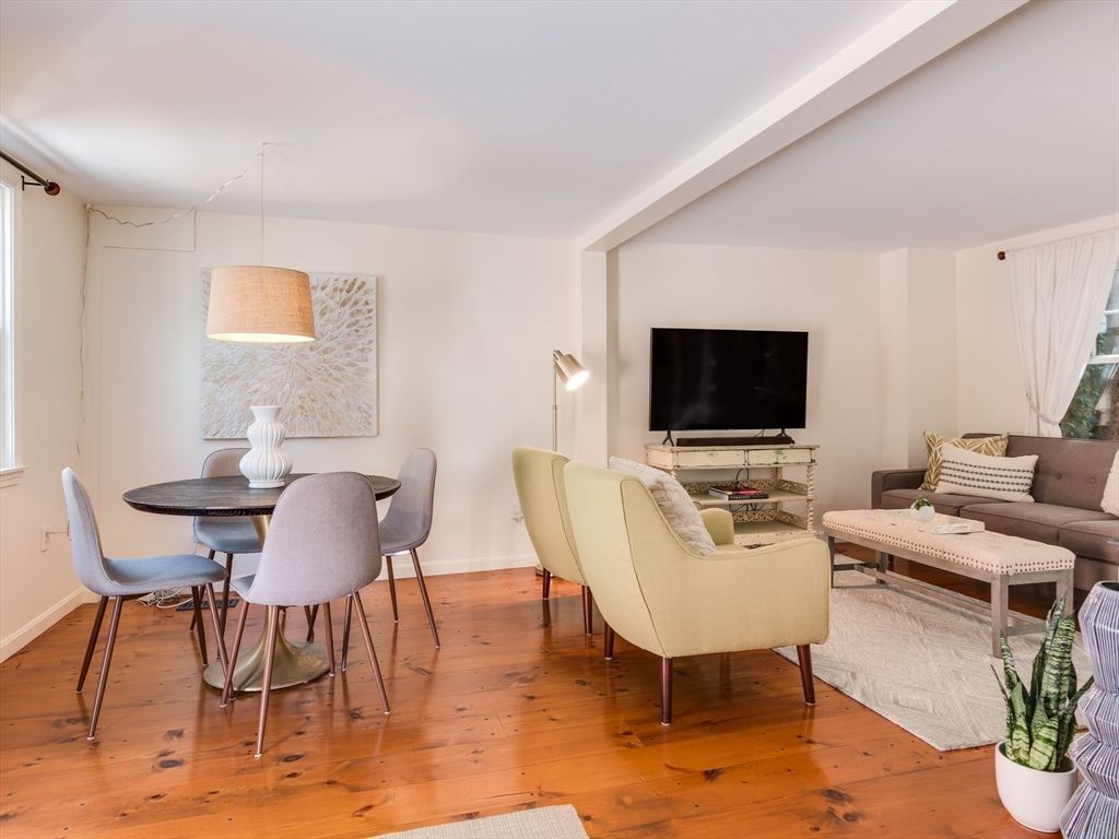 Dining room, Interior, Living room, Pendant Lights, Wood Texture Flooring