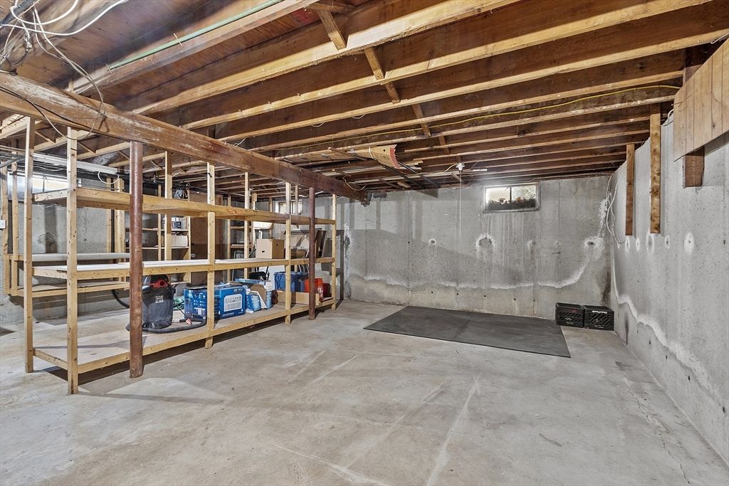 Interior, Wooden Beams