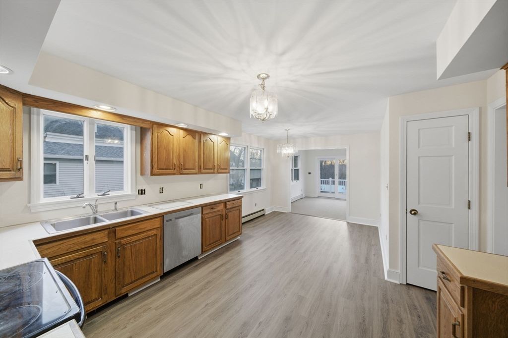 Chandelier, Interior, Kitchen, Recessed Lighting, Wood Texture Flooring