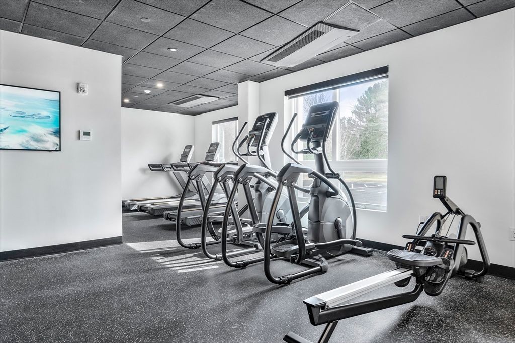 Fitness Equipment, Interior, Recessed Lighting