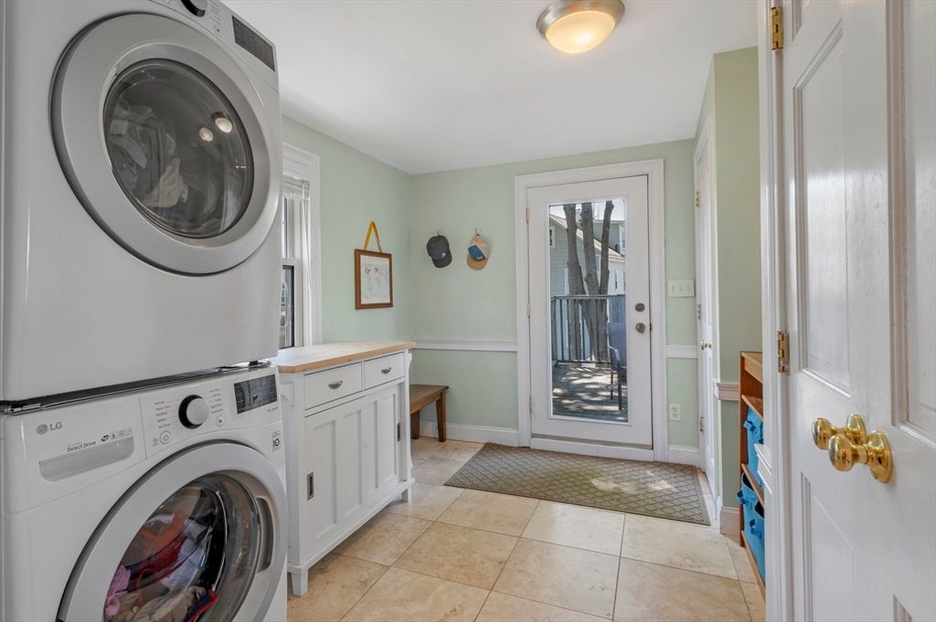 Interior, Utility Closets, Washer