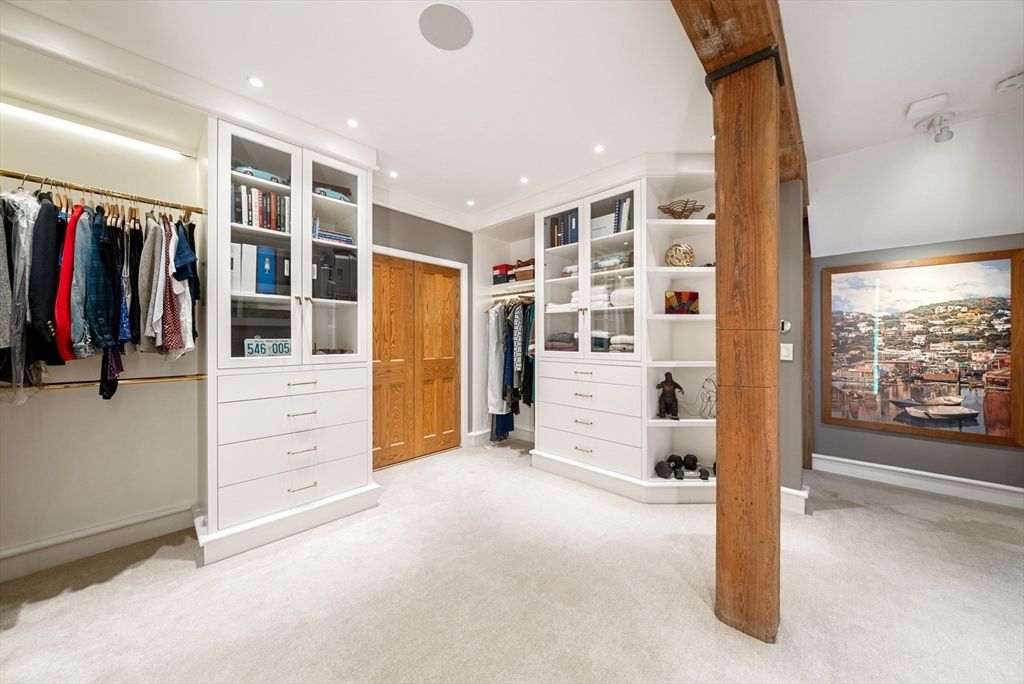 Interior, Recessed Lighting, Walk-in Closets