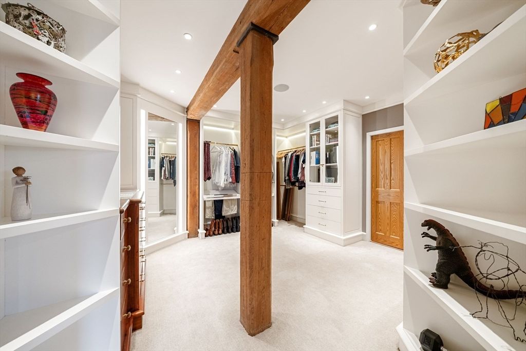 Interior, Recessed Lighting, Walk-in Closets