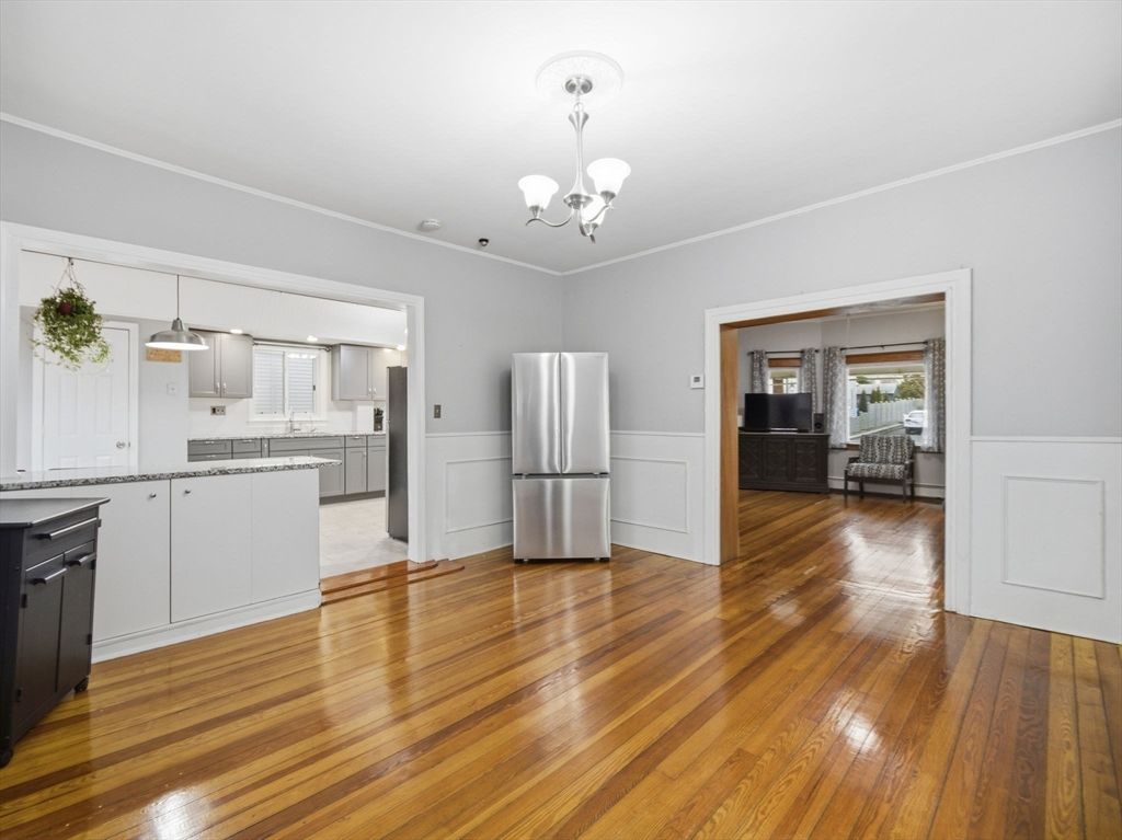 Chandelier, Interior, Kitchen, Pendant Lights, Wood Texture Flooring
