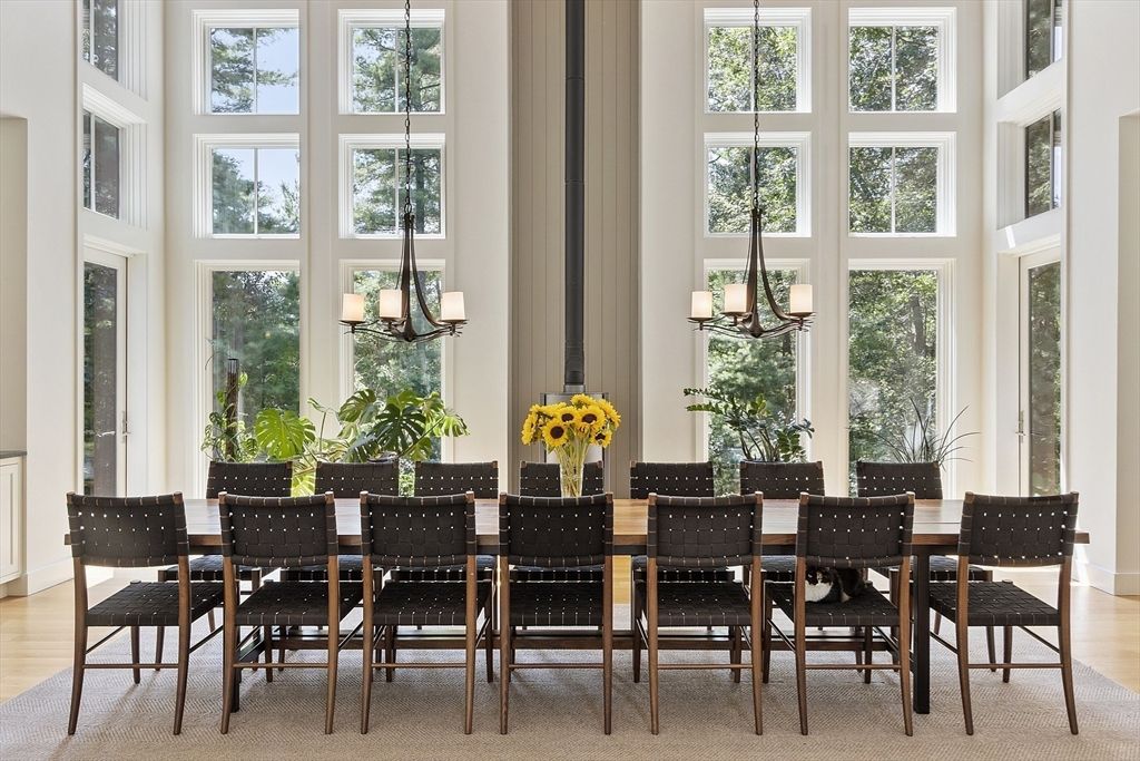 Chandelier, Dining room, Interior