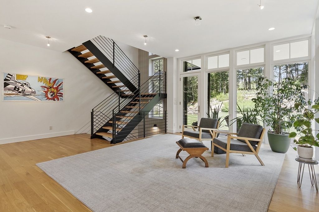 Interior, Recessed Lighting, Wood Texture Flooring