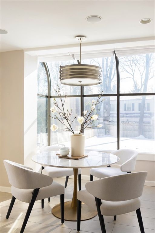 Dining room, Interior, Recessed Lighting, Water
