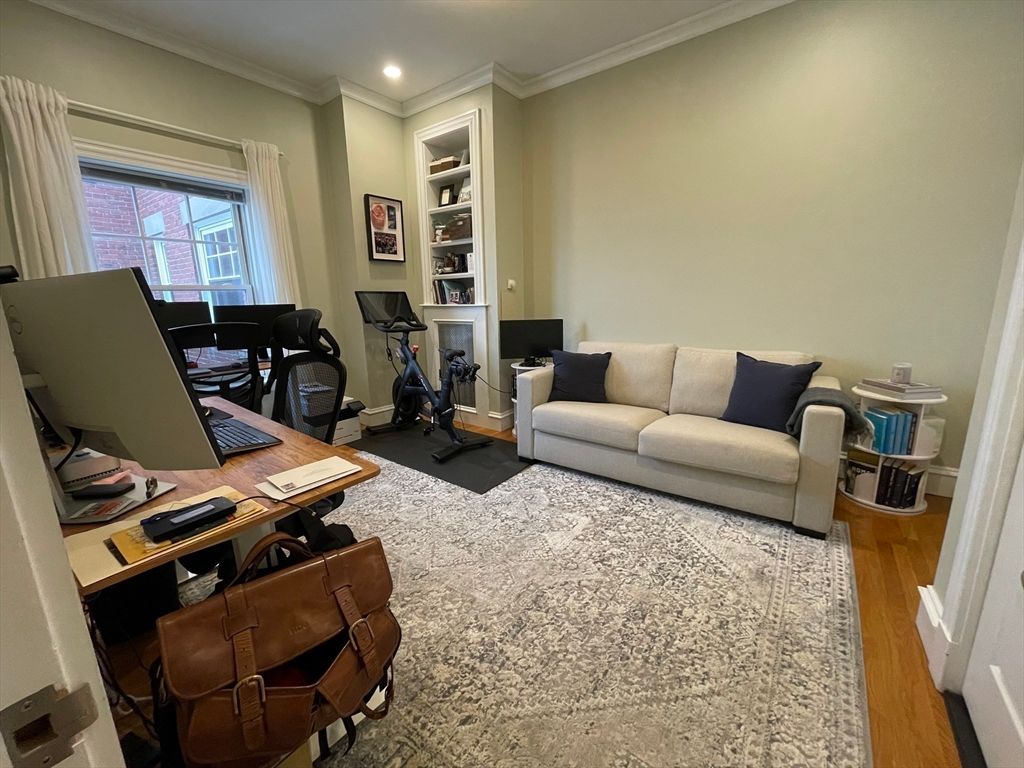 Fitness Equipment, Home Office, Interior, Recessed Lighting, Wood Texture Flooring