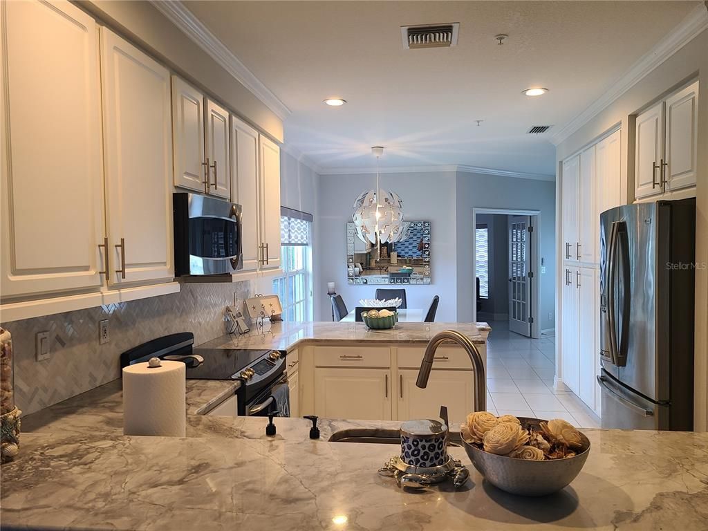 Chandelier, Dining room, Interior, Kitchen, Pendant Lights, Recessed Lighting