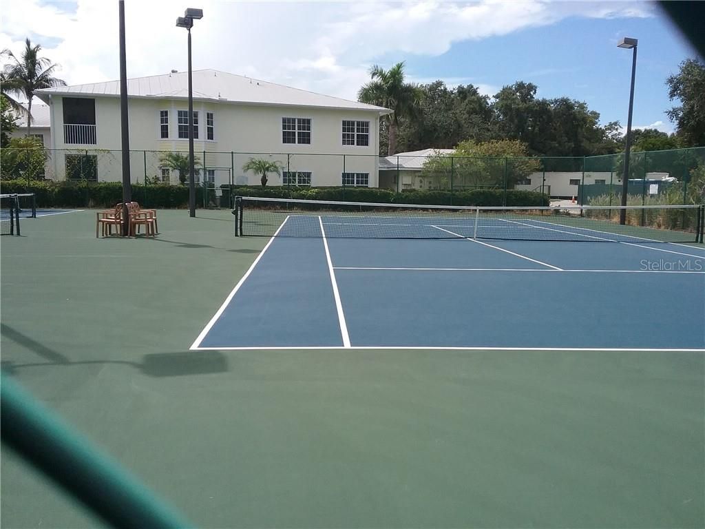 Exterior, Tennis Courts