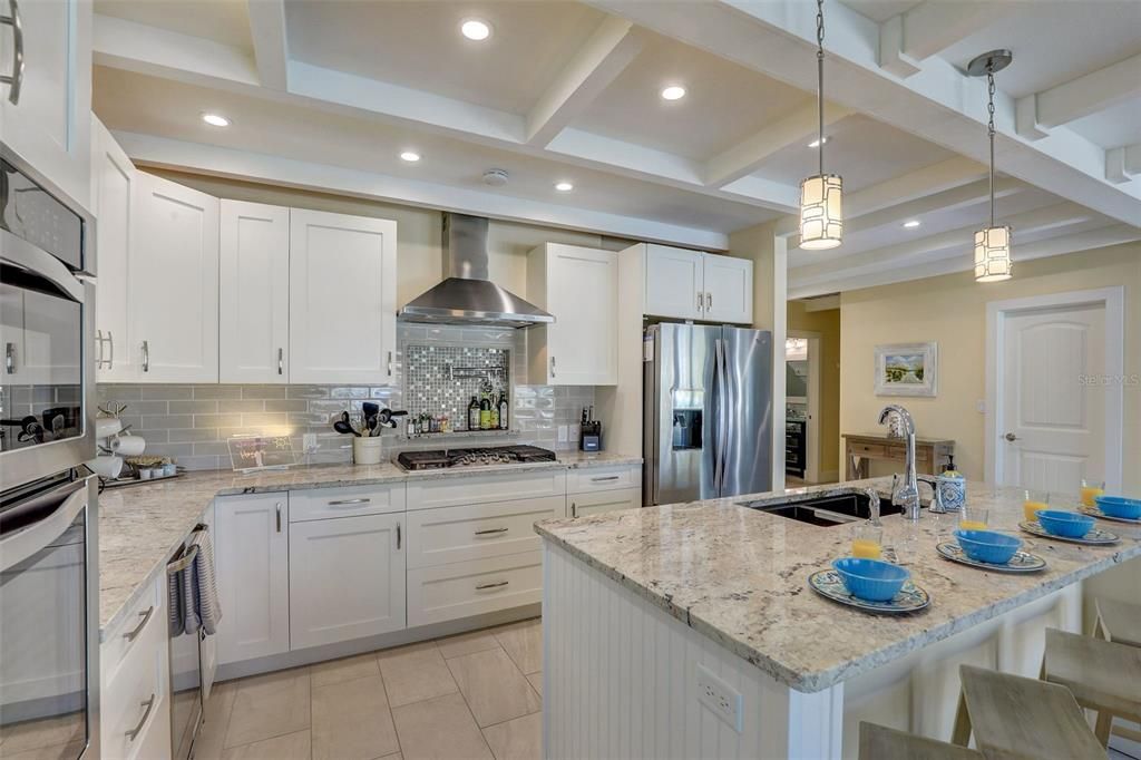 Interior, Kitchen, Pendant Lights, Recessed Lighting, Stainless Steel Appliances
