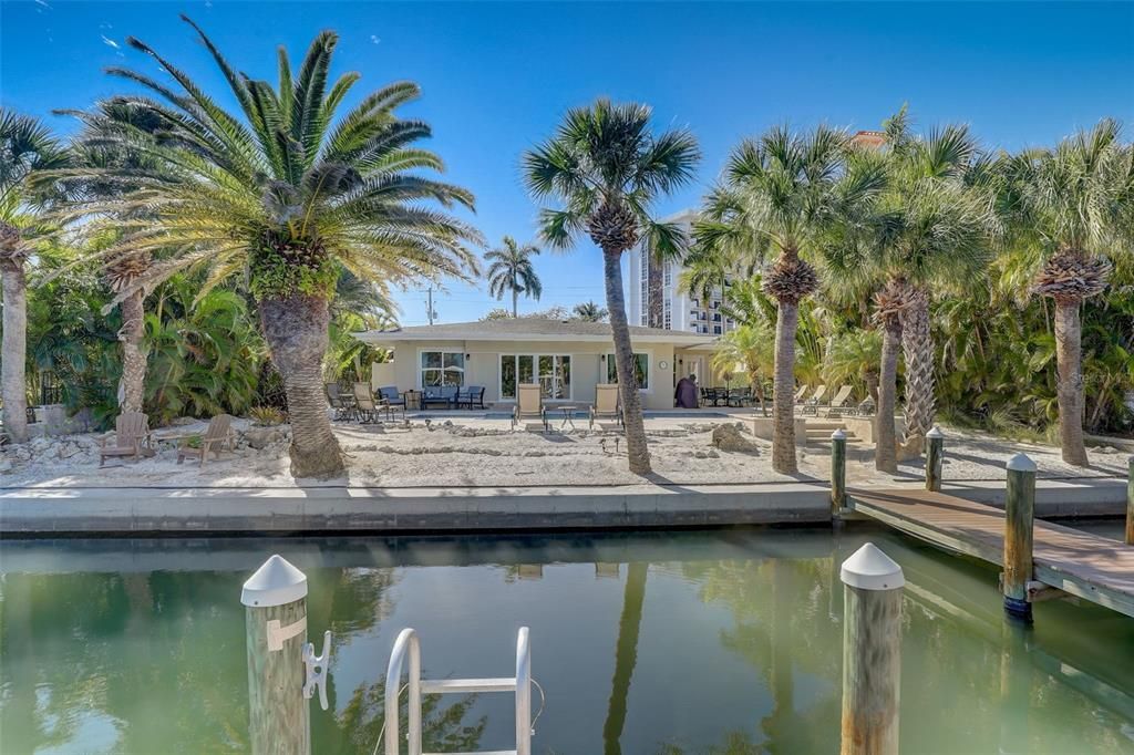 Exterior, Pool, Water