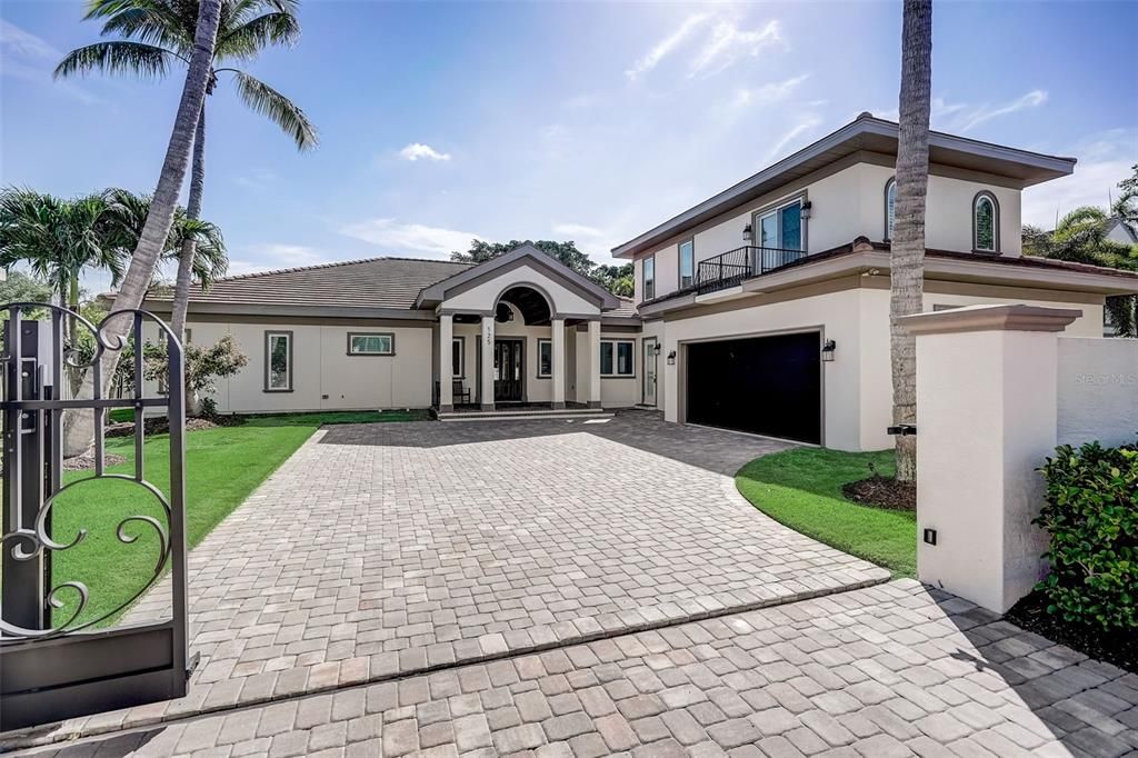Attached, Backyard, Exterior, Facade, Ranch