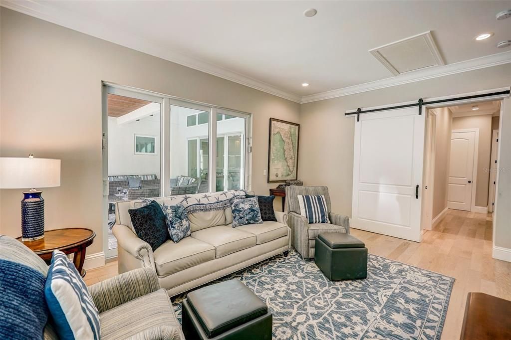 Interior, Living room, Recessed Lighting, Wood Texture Flooring