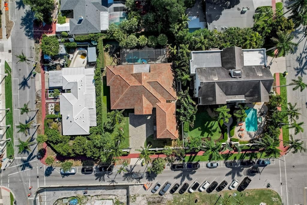 Exterior, Drone