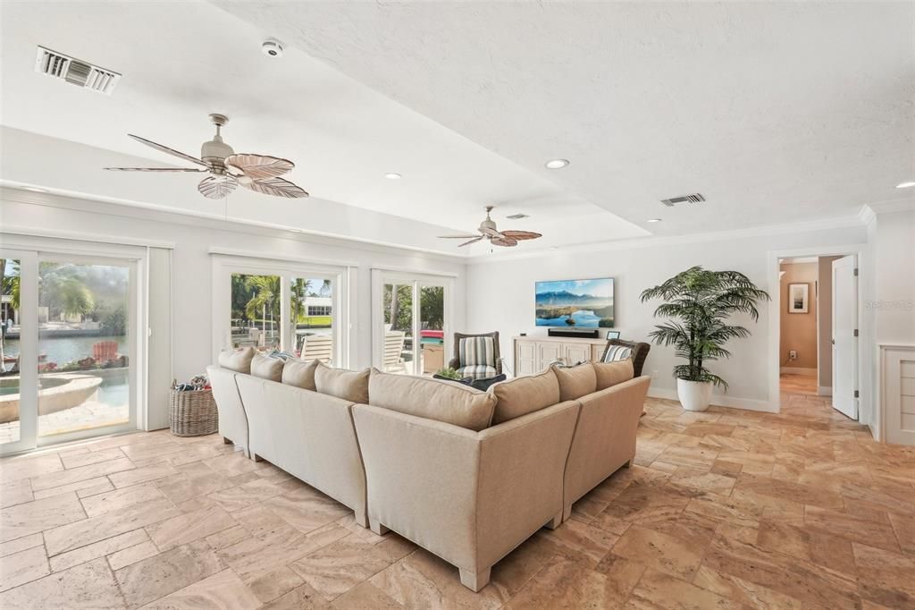 Interior, Living room, Recessed Lighting, Water