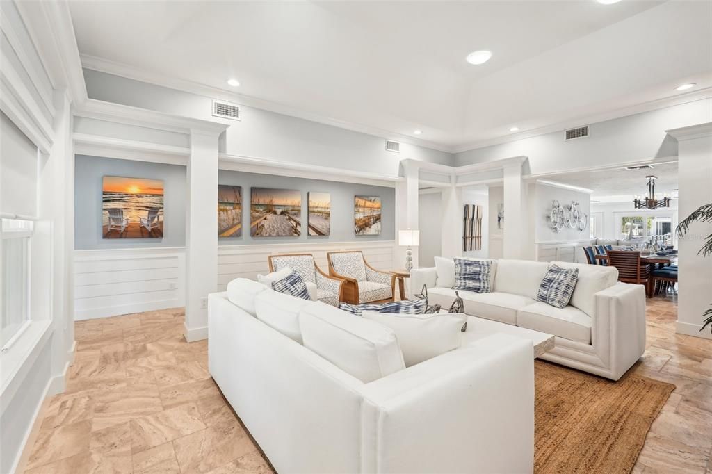 Dining room, Interior, Living room, Recessed Lighting