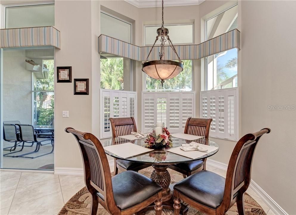 Dining room, Interior, Pendant Lights