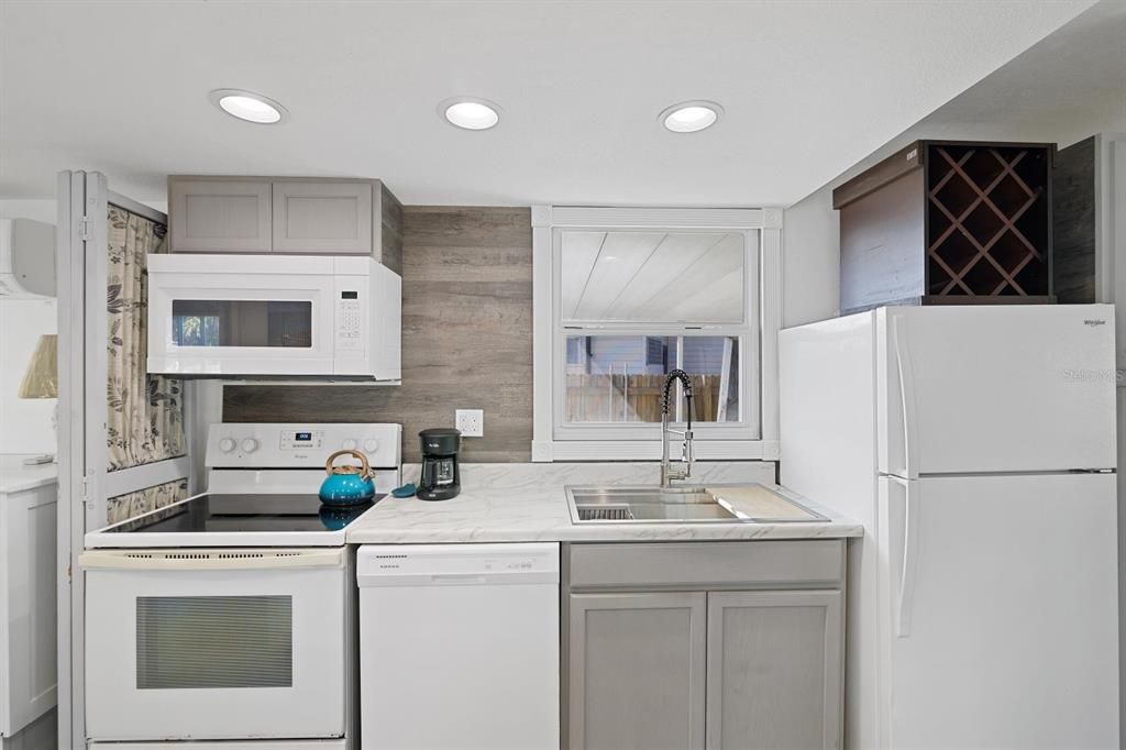 Interior, Kitchen, Recessed Lighting