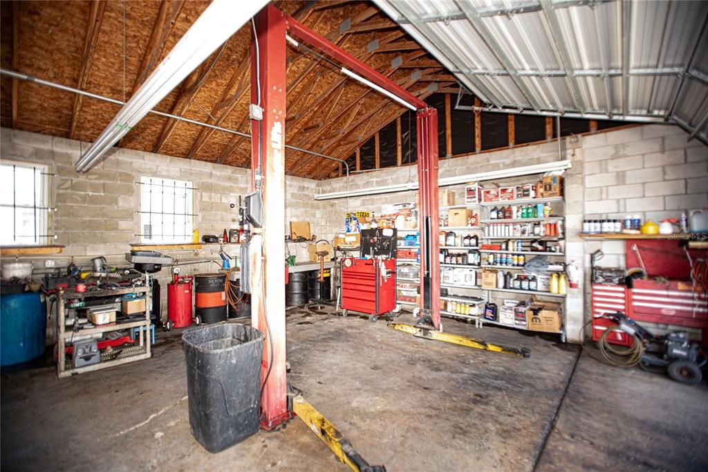 Garage, Interior, Stone Walls, Wooden Beams