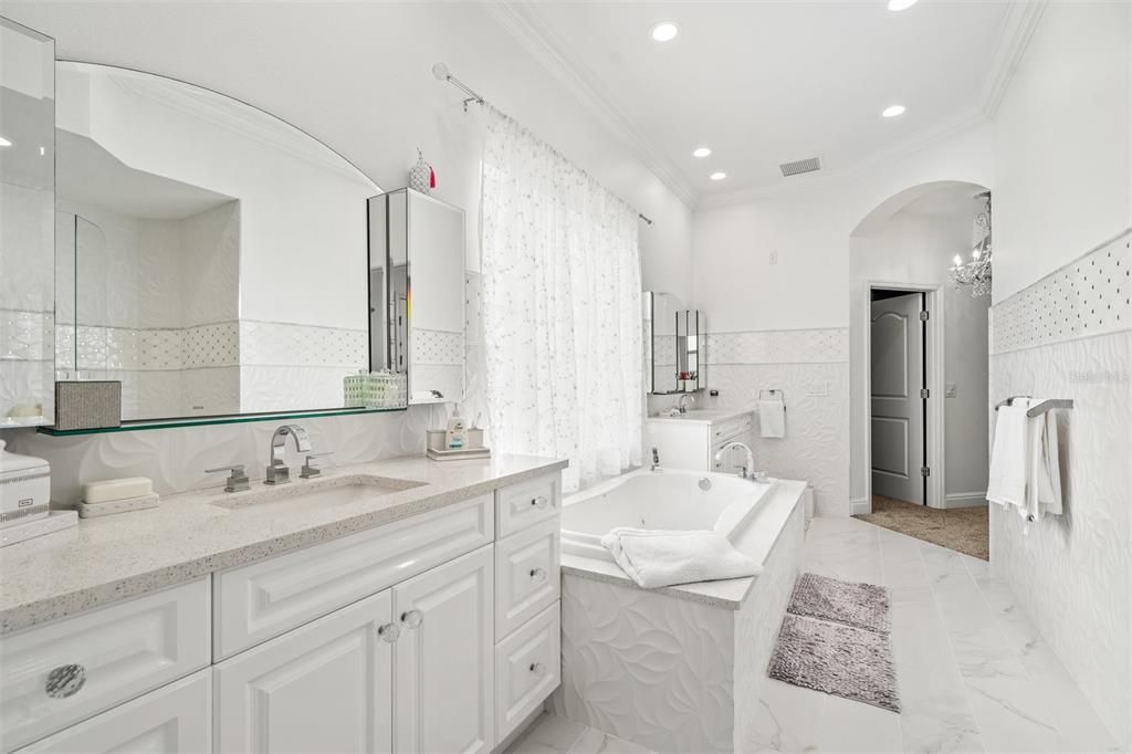 Bathroom, Dual Sink Vanities, Interior, Marble, Recessed Lighting