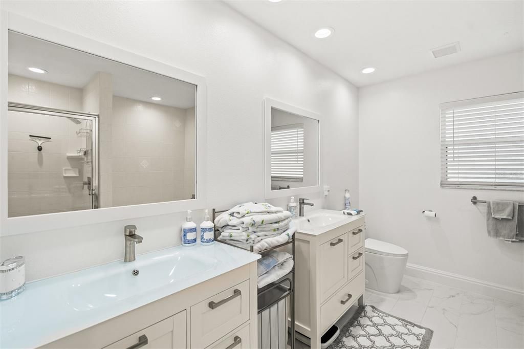 Bathroom, Dual Sink Vanities, Interior, Marble, Recessed Lighting