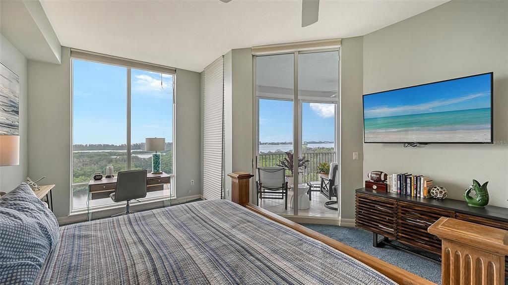 Bedroom, Home Office, Interior, Water