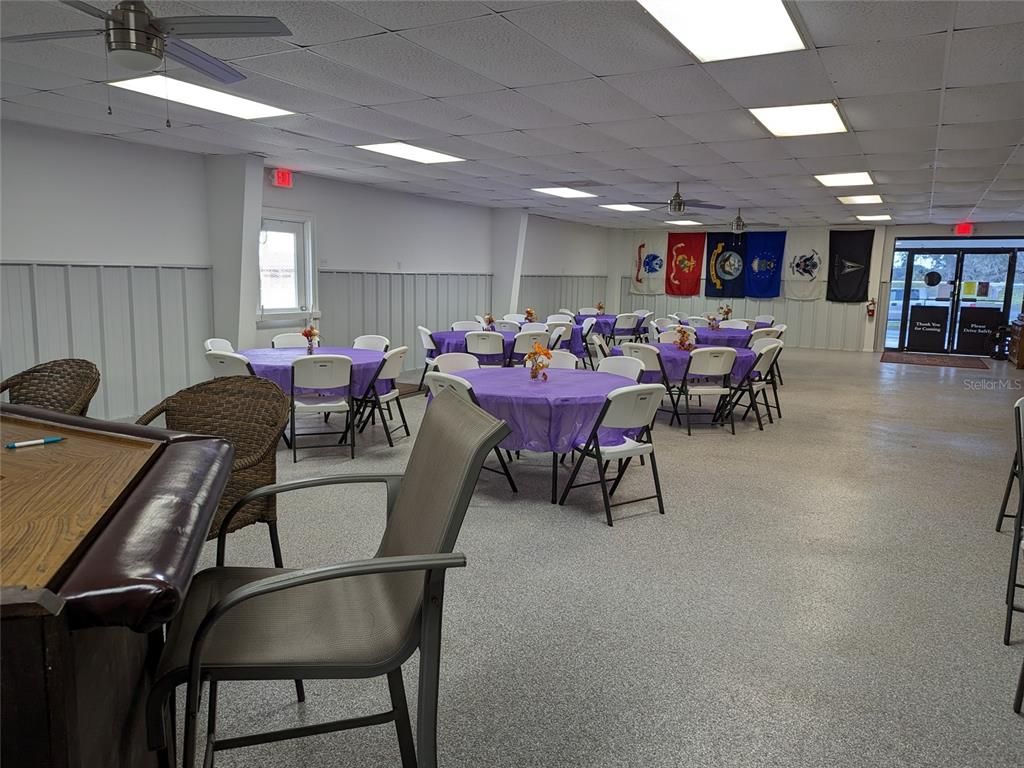 Dining room, Interior, Recessed Lighting