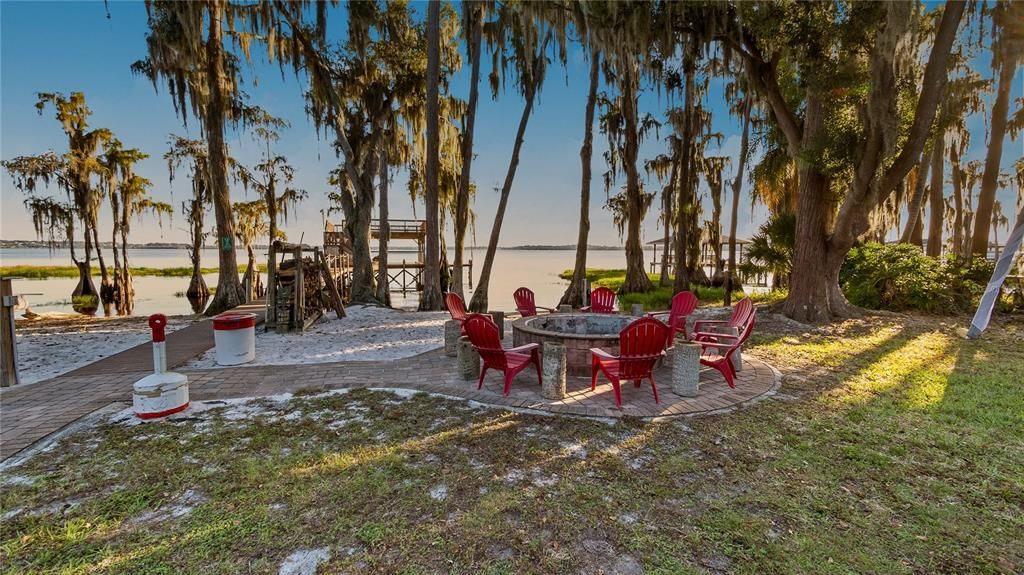 Backyard, Exterior, Water