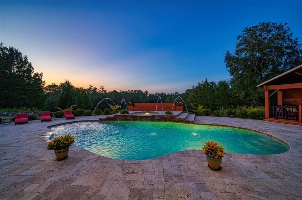 Exterior, Pool