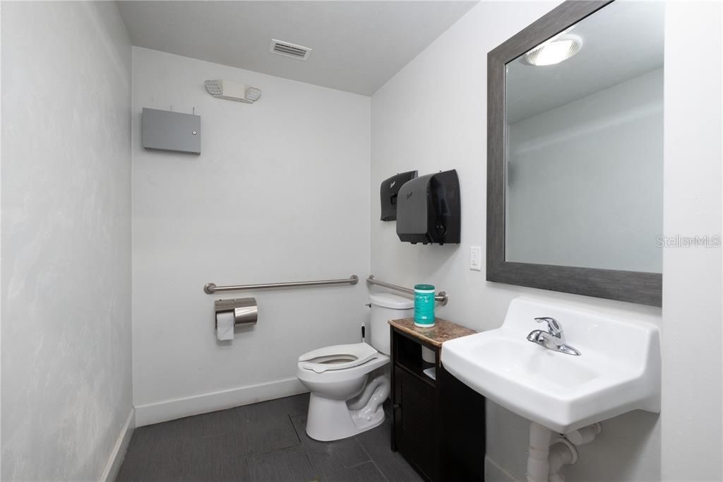 Bathroom, Interior, Recessed Lighting, Wood Texture Flooring