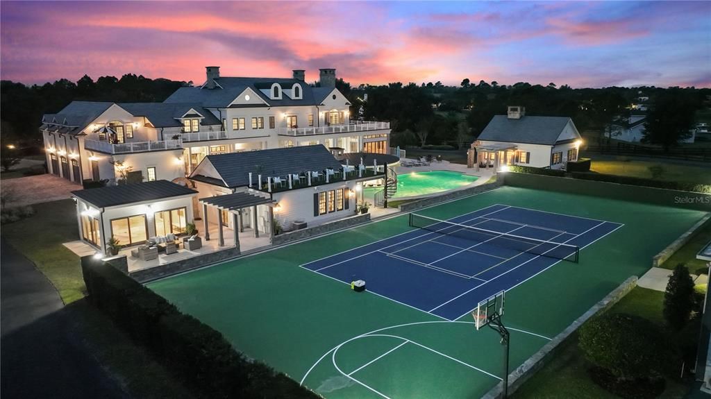 Exterior, Tennis Courts