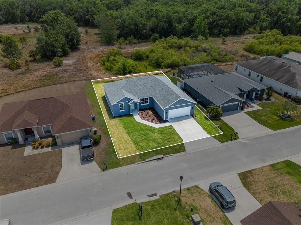 Exterior, Drone