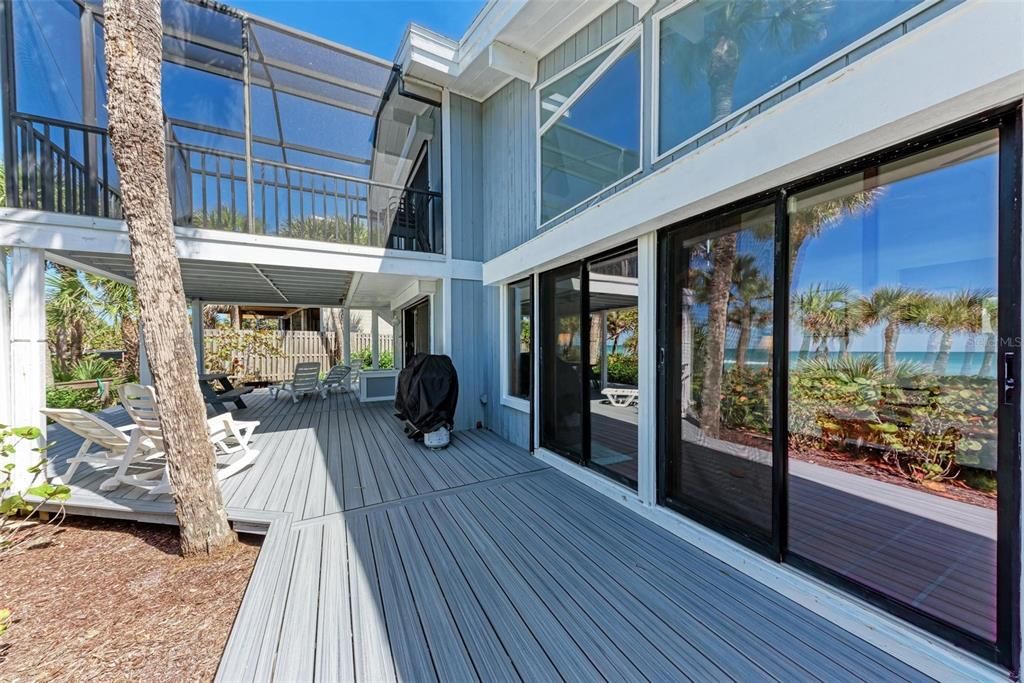 Exterior, Sun Room, Water