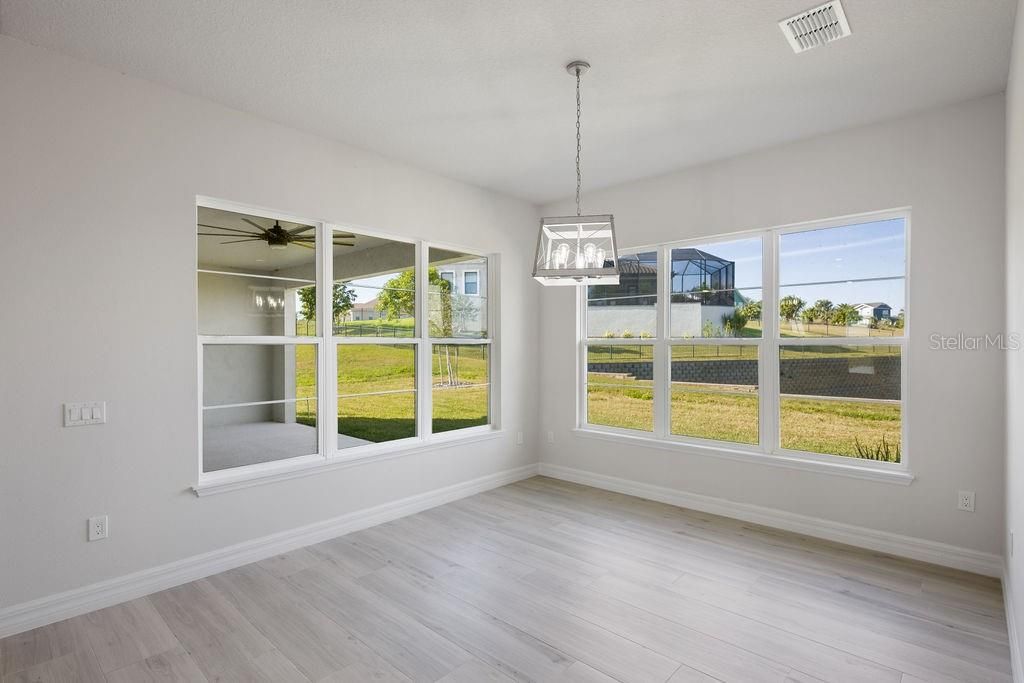 Empty room, Interior, Pendant Lights, Wood Texture Flooring