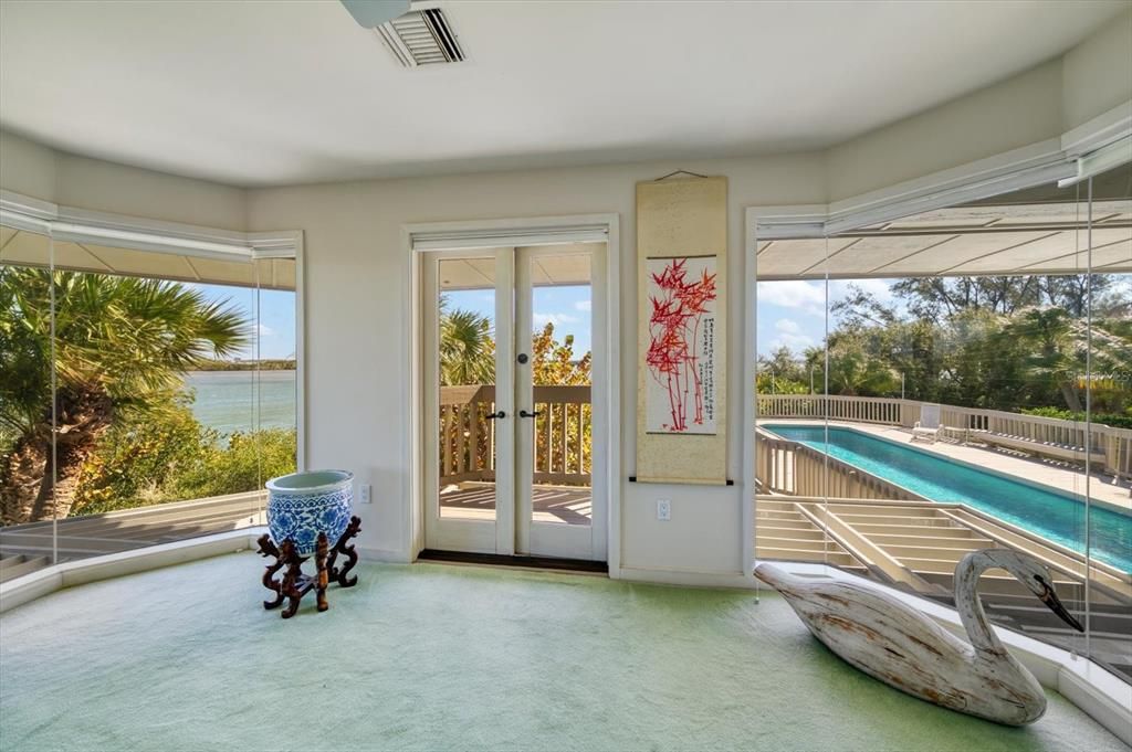 Interior, Sun Room, Water