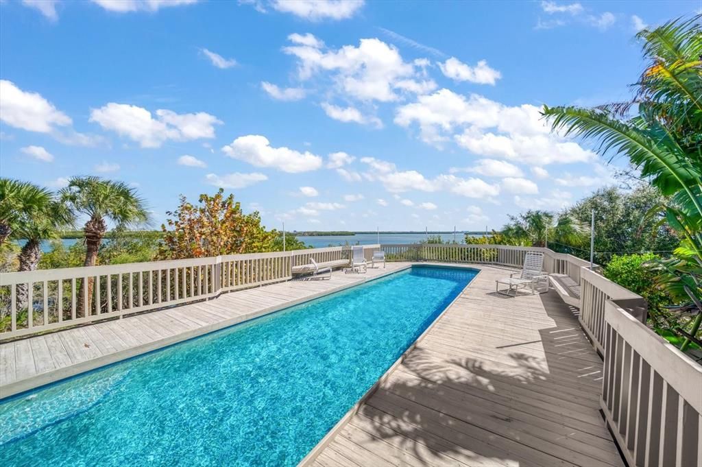 Exterior, Pool, Water