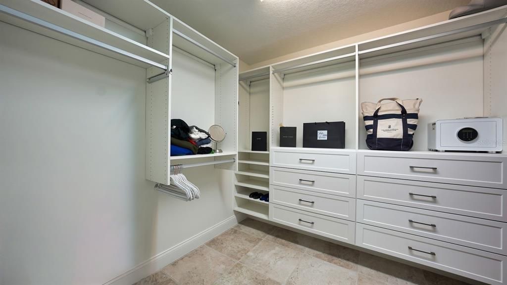 Interior, Walk-in Closets
