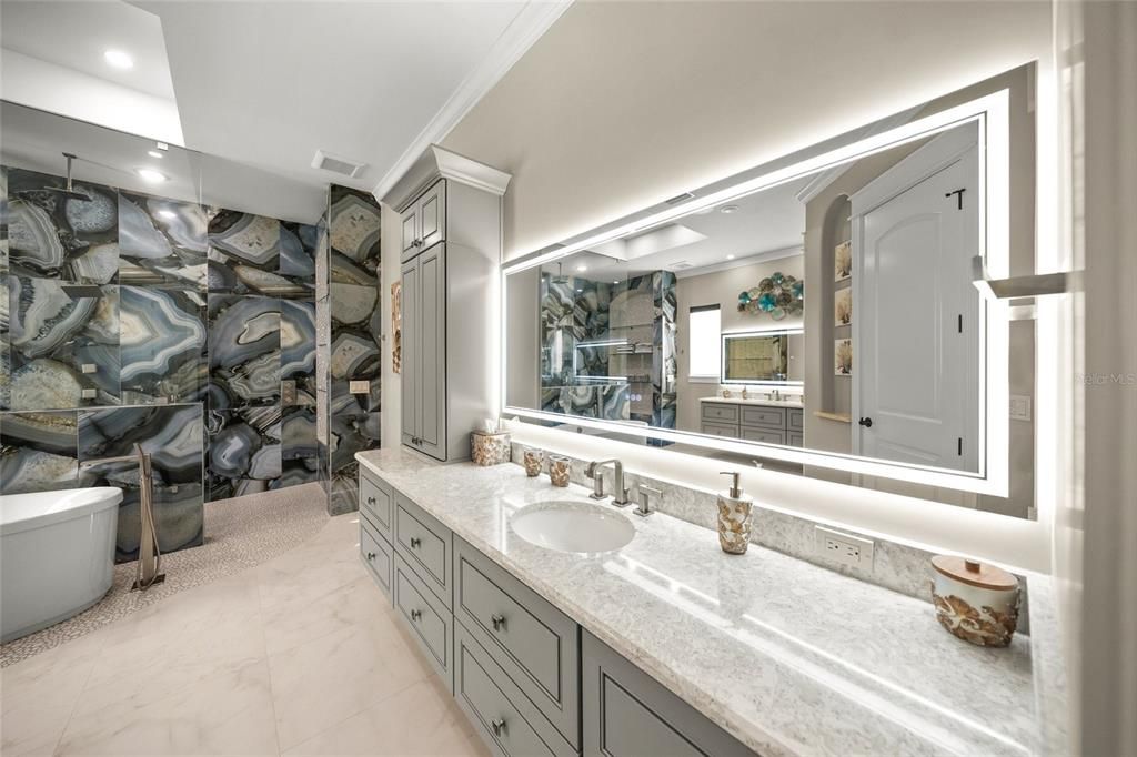 Bathroom, Dual Sink Vanities, Interior, Marble, Recessed Lighting