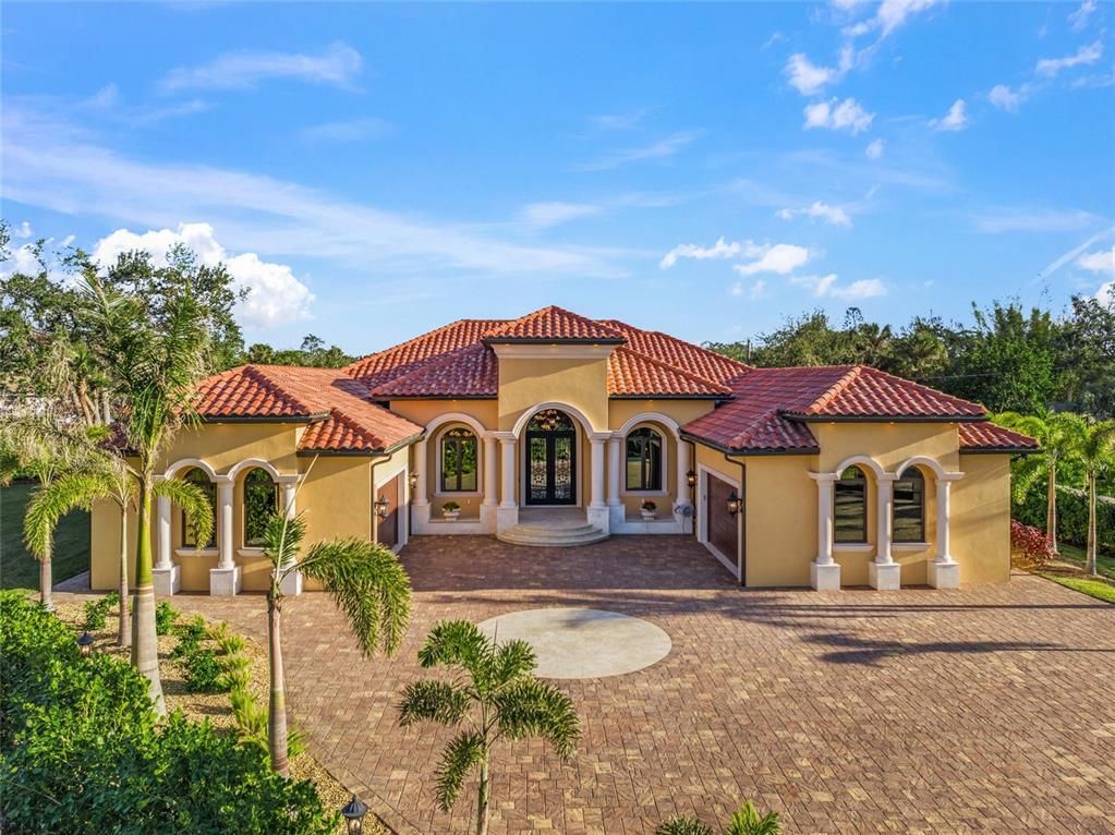 Backyard, Exterior, Facade, Mediterranean