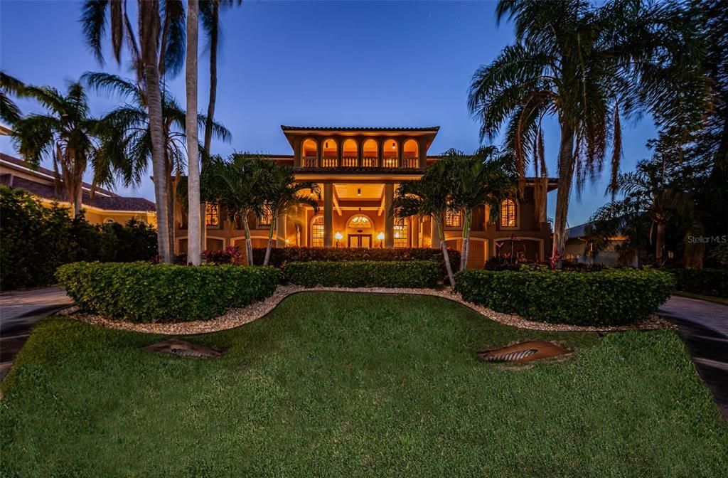 Backyard, Exterior, Facade, Mediterranean