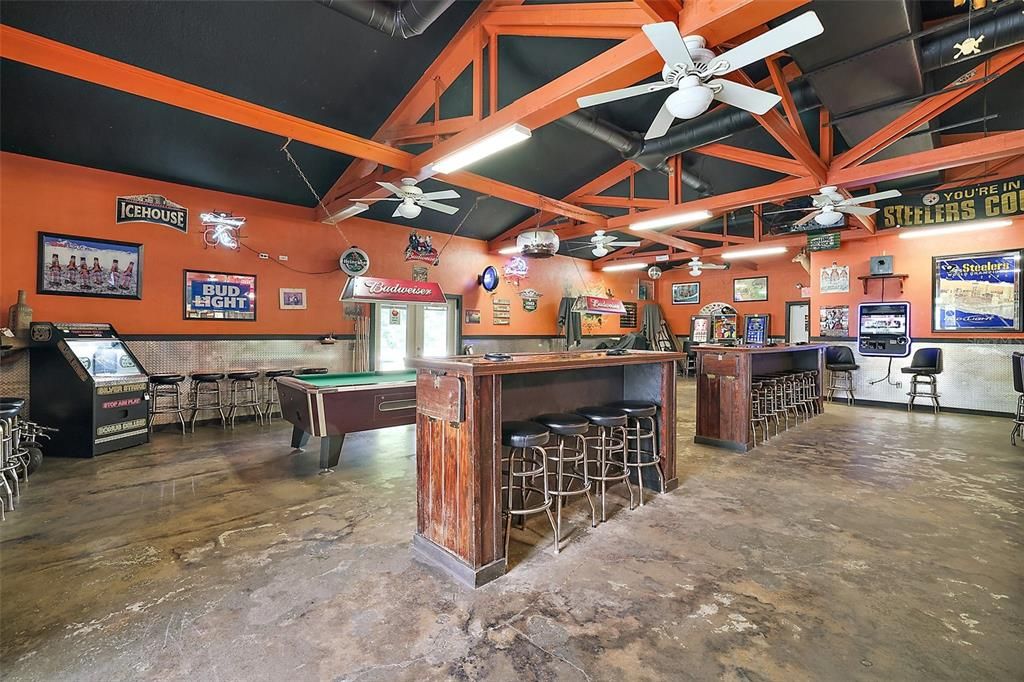 Billiard Table, Game Room, Interior