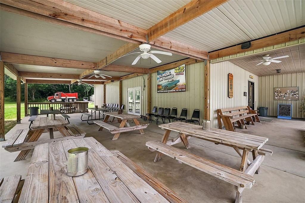 Dining room, Interior, Wooden Beams