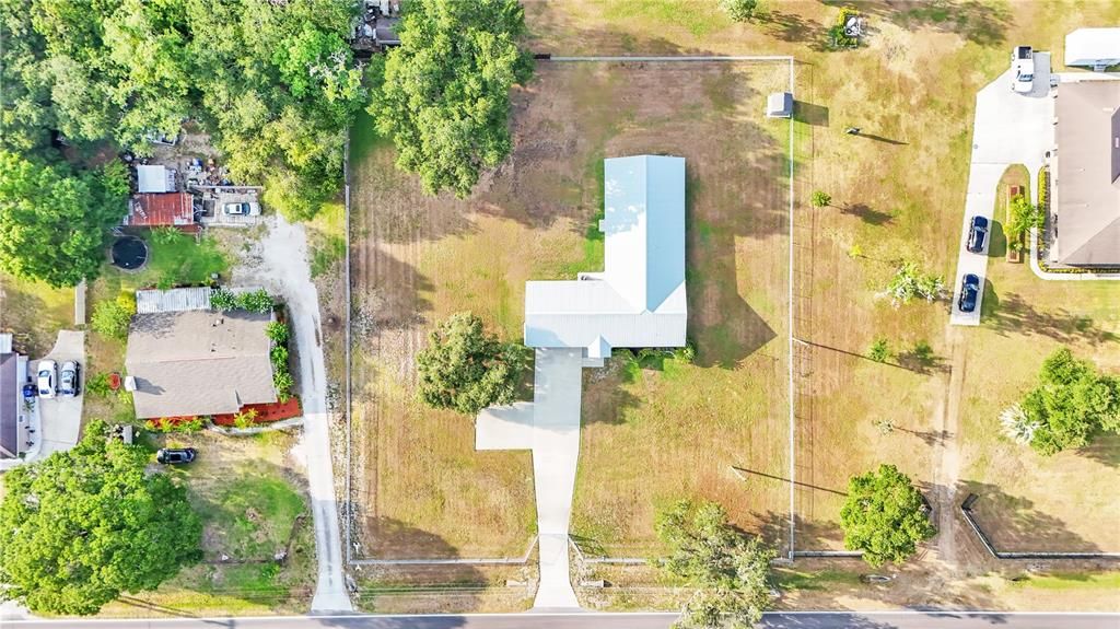 Exterior, Drone