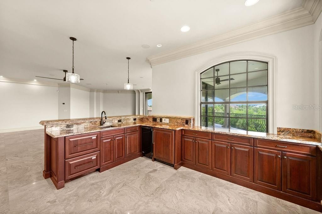 Bathroom, Interior, Marble, Pendant Lights, Recessed Lighting