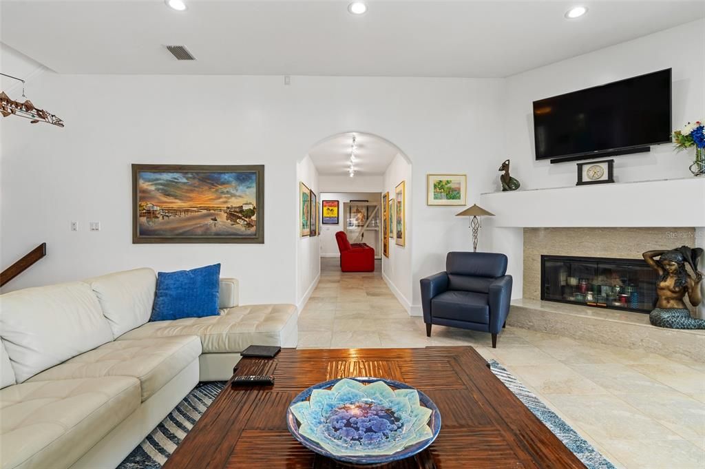 Fireplace, Interior, Living room, Recessed Lighting