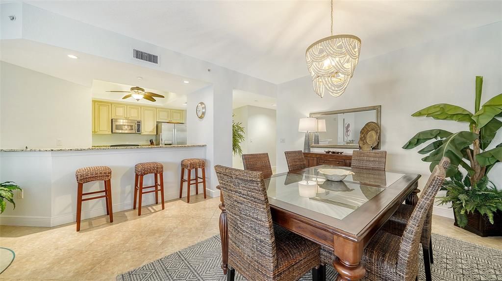 Dining room, Interior, Kitchen, Pendant Lights, Recessed Lighting